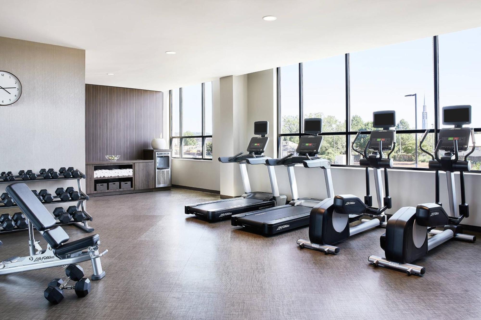 Ac Hotel By Marriott Huntsville Downtown Extérieur photo